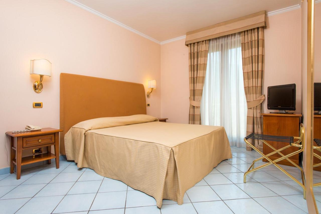 Hotel Villa Albani Nocera Superiore Kültér fotó