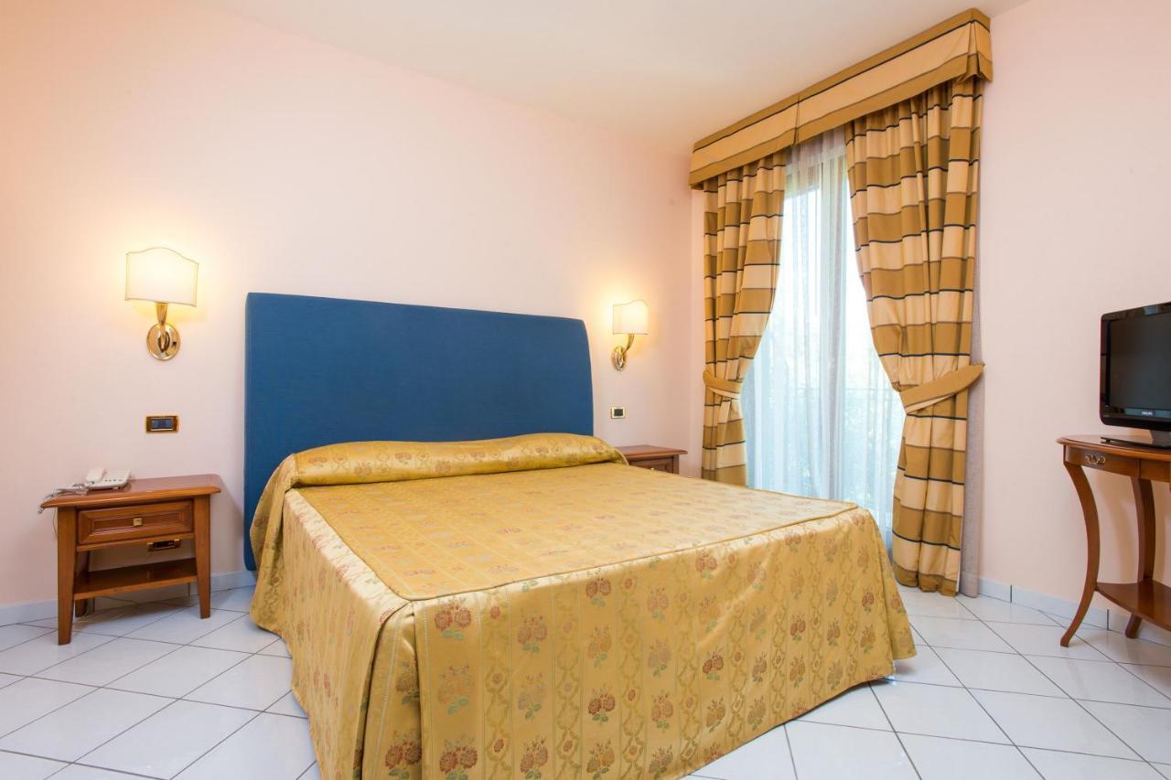 Hotel Villa Albani Nocera Superiore Kültér fotó
