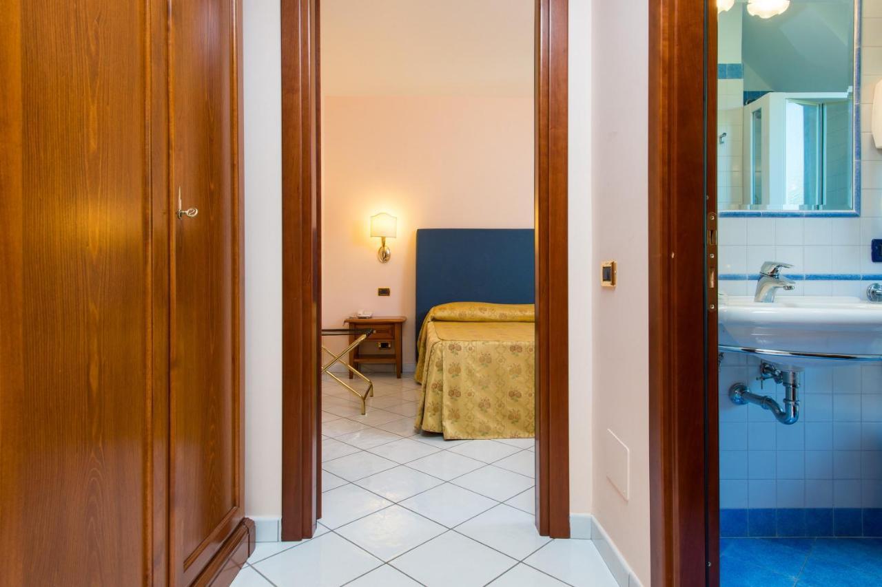 Hotel Villa Albani Nocera Superiore Kültér fotó