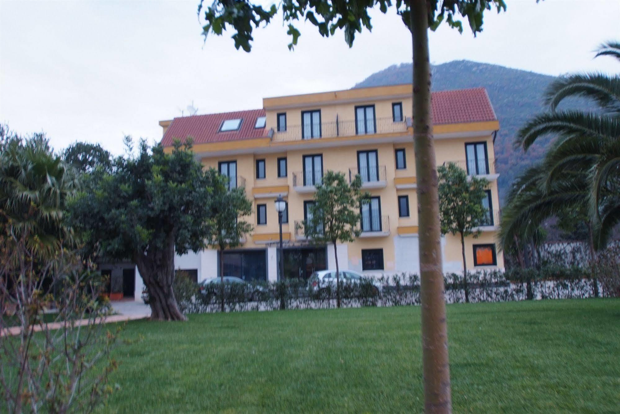Hotel Villa Albani Nocera Superiore Kültér fotó