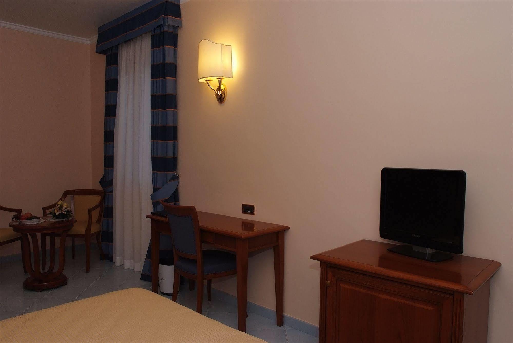 Hotel Villa Albani Nocera Superiore Kültér fotó