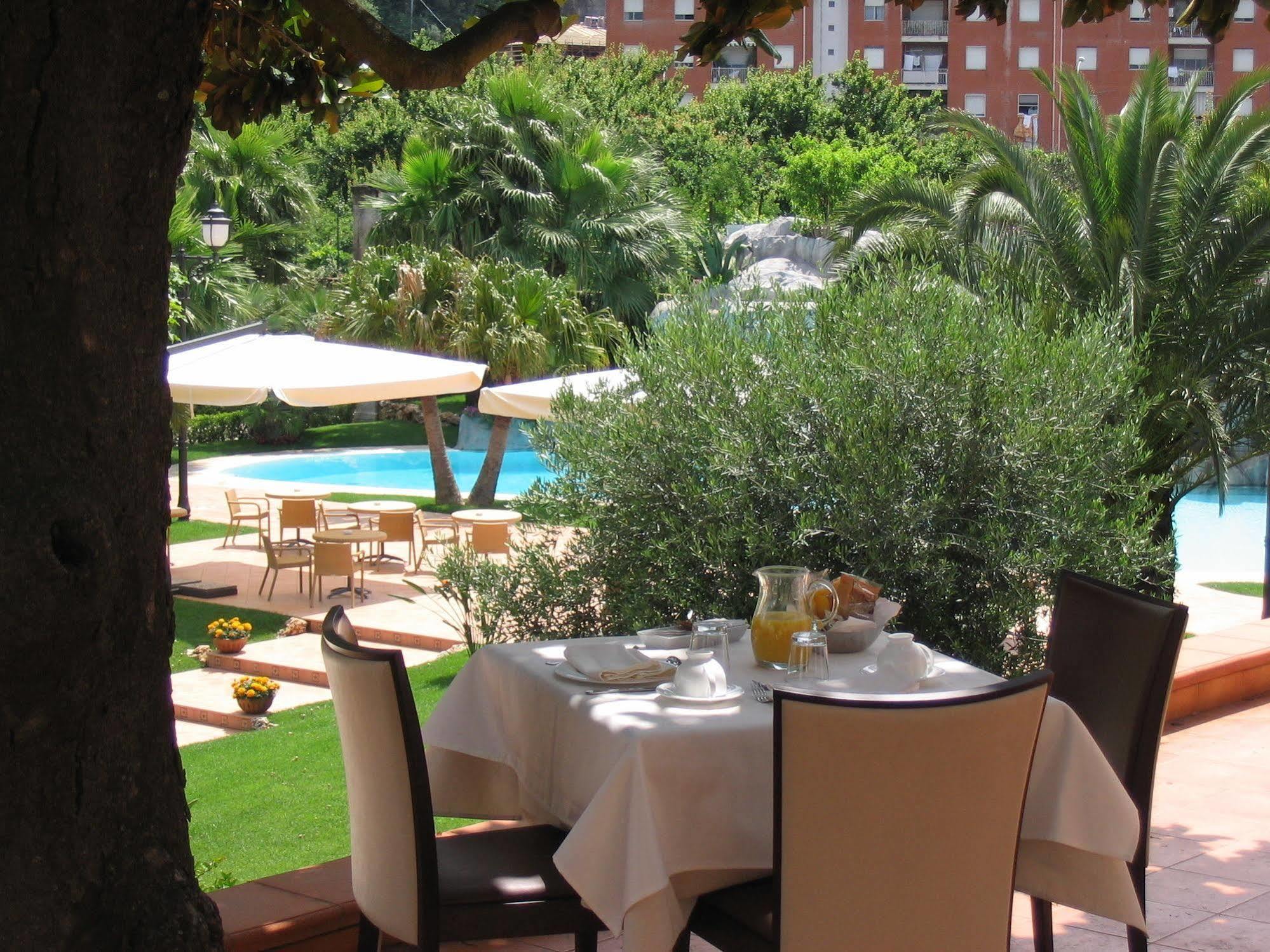 Hotel Villa Albani Nocera Superiore Kültér fotó